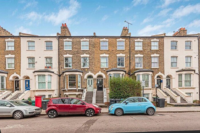 1 Bedroom Flat To Rent In Woodstock Road, London, N4