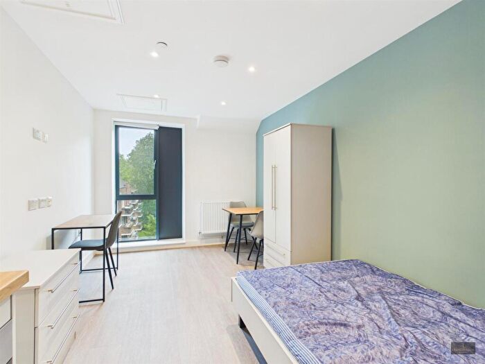 1 Bedroom Flat To Rent In Redcross Street, Bristol, BS2