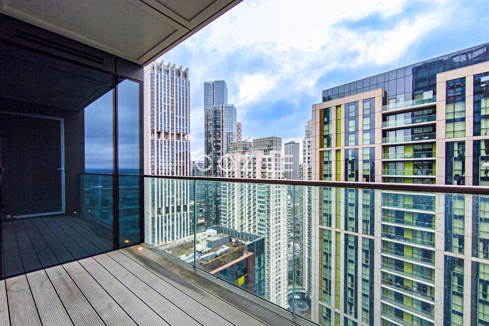 1 Bedroom Flat To Rent In Maine Tower, Harbour Way, E14