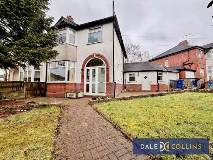 3 Bedroom Semi Detached House For Sale In Kingsway West, Westlands, ST5