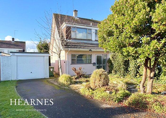3 Bedroom Semi-Detached House For Sale In Conifer Avenue, Lower Parktone, Poole, BH14