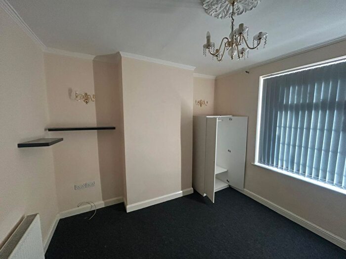 2 Bedroom Terraced House To Rent In Ellerton Road, Sheffield, S5