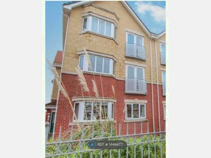 2 Bedroom Flat To Rent In Hornby Road, Blackpool, FY1