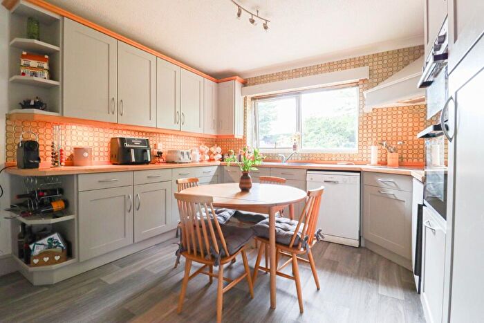 4 Bedroom Detached House To Rent In Field Road, Gaywood, PE30