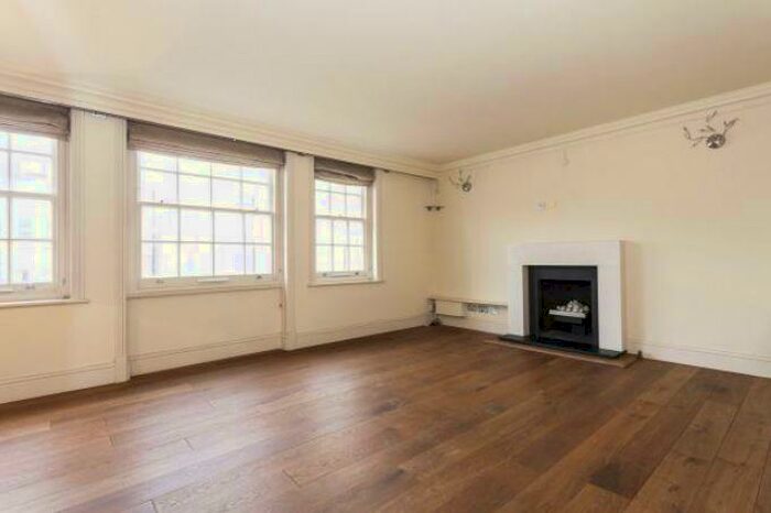 4 Bedroom Apartment To Rent In Glentworth Street, Marylebone, London, NW1