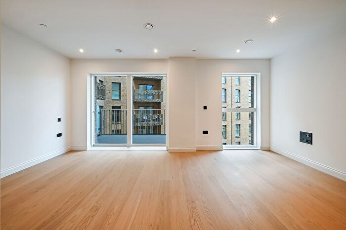 Studio To Rent In Chelsea Botanica, London, SW6
