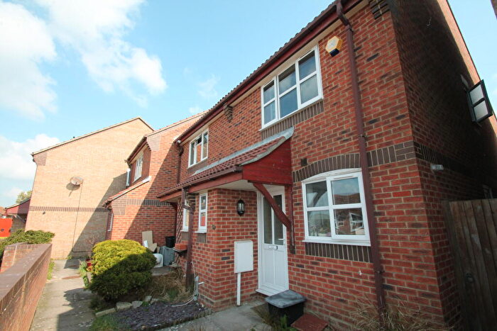 2 Bedroom House To Rent In Langridge Drive, BN41
