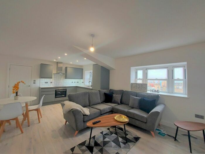 1 Bedroom Flat To Rent In Hepworth Arcade, Silver Street, Hull, HU1