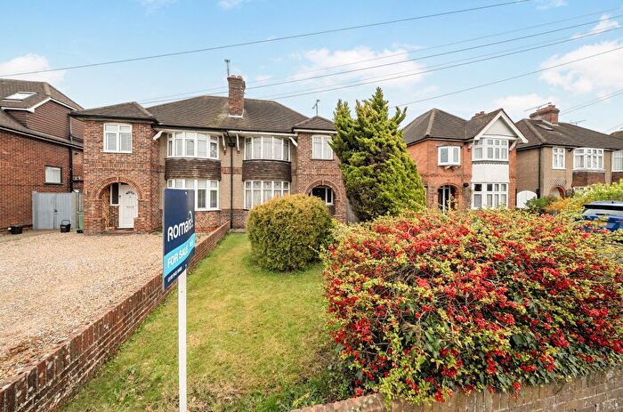 3 Bedroom Semi Detached House For Sale In Park Lane, Tilehurst, Reading, RG31