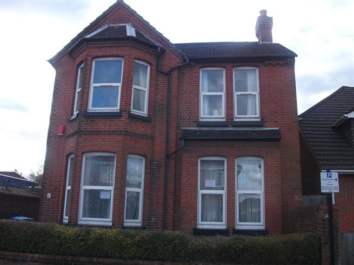 5 Bedroom Detached House To Rent In Cambridge Road, Southampton, SO14
