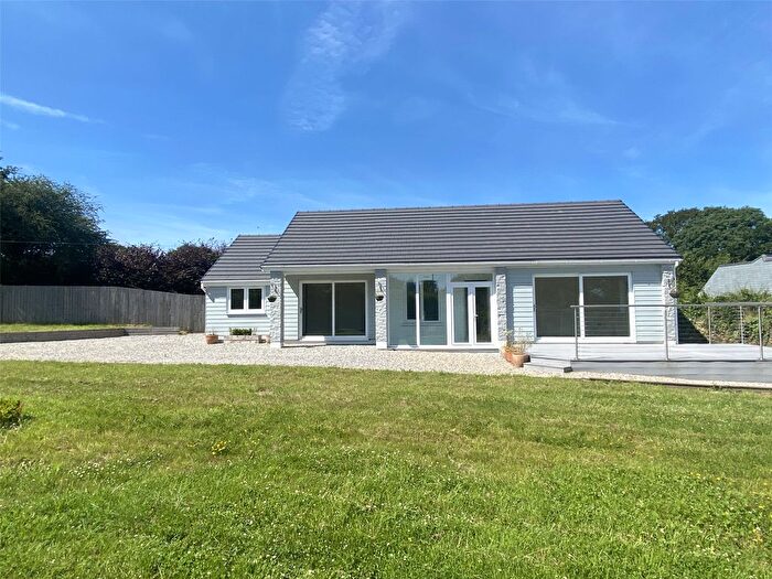 3 Bedroom Detached Bungalow For Sale In Coads Green, Launceston, PL15