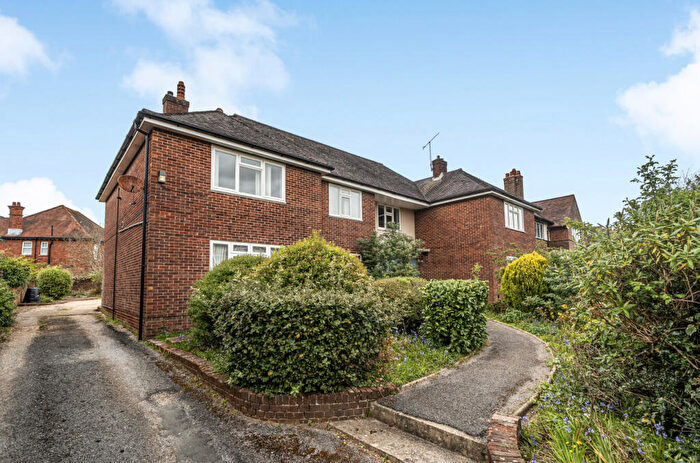 2 Bedroom Flat For Sale In Leigh Road, Highfield, Southampton, Hampshire, SO17