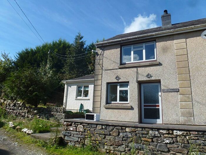 2 Bedroom Property To Rent In Cwrtnewydd, Llanybydder, Ceredigion, SA40