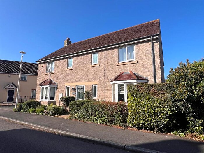 5 Bedroom Detached House For Sale In The Finches, Portishead., BS20