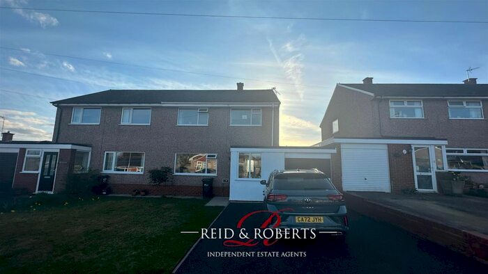 3 Bedroom Semi-Detached House For Sale In Cae'r Ffynnon, Rhosesmor, Mold, CH7