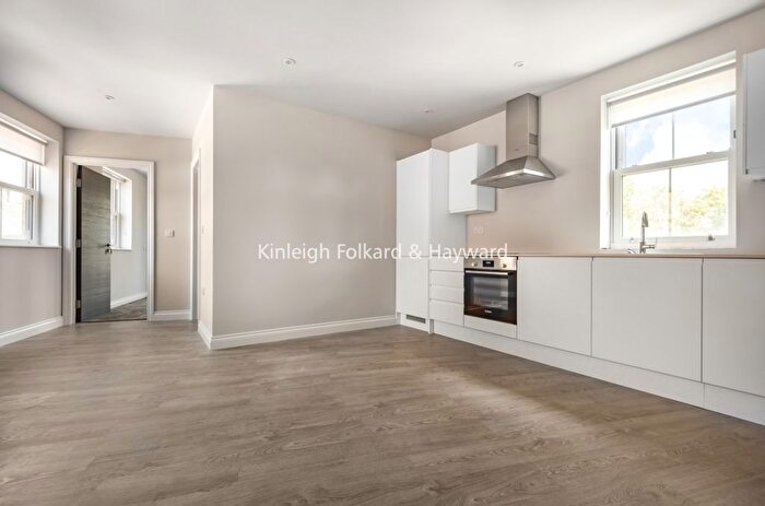 1 Bedroom Flat To Rent In Rialto Road, Mitcham, CR4