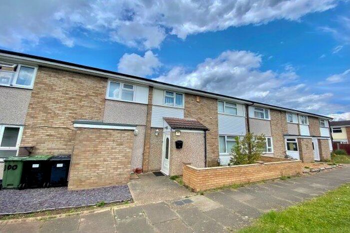 3 Bedroom Terraced House To Rent In Winston Crescent, Biggleswade, SG18