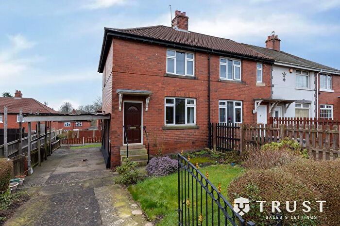 2 Bedroom Semi Detached House To Rent In Syke Avenue, Earlsheaton, WF12