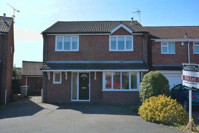 4 Bedroom Detached House To Rent In The Weavers, Newark, NG24
