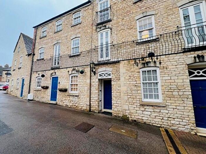 2 Bedroom House To Rent In All Saints Mews, Stamford, PE9
