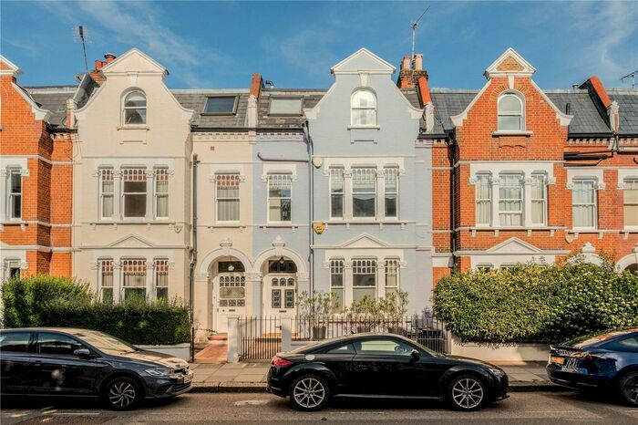 4 Bedroom Terraced House To Rent In Addison Gardens, London, W14