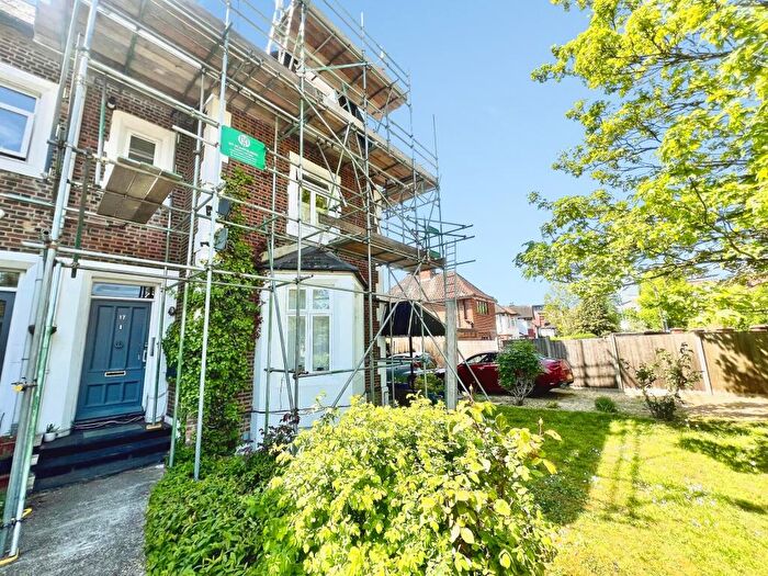 Studio For Sale In Upton Park, Slough, SL1