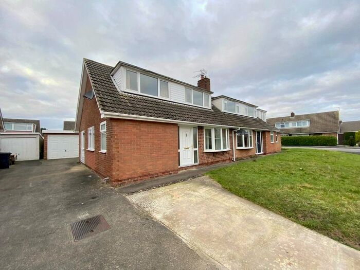 4 Bedroom Property To Rent In Lamplugh Crescent, Bishopthorpe, York, YO23