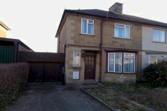 3 Bedroom Property To Rent In Preston Road, Yeovil, BA20