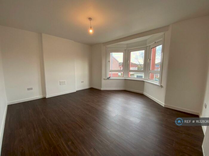 2 Bedroom Flat To Rent In Broomknowes Road, Glasgow, G21
