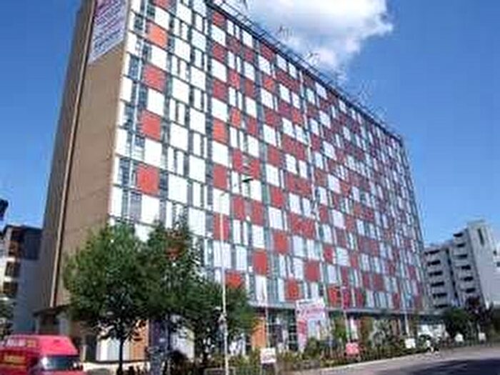 1 Bedroom Flat To Rent In London Road, Croydon, CR0