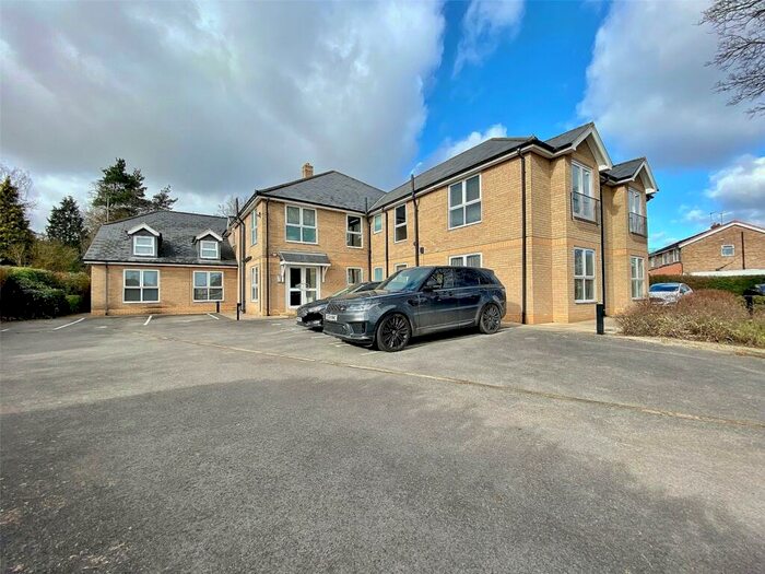 2 Bedroom Flat To Rent In Station Road, Station Road, Hessle, East Yorkshire, HU13