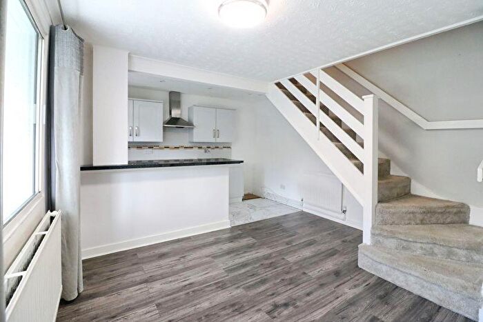 1 Bedroom Cluster House To Rent In Vicarage Way, Slough, SL3