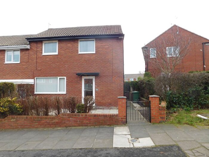 2 Bedroom End Of Terrace House To Rent In Staneway, Felling, Gateshead, NE10