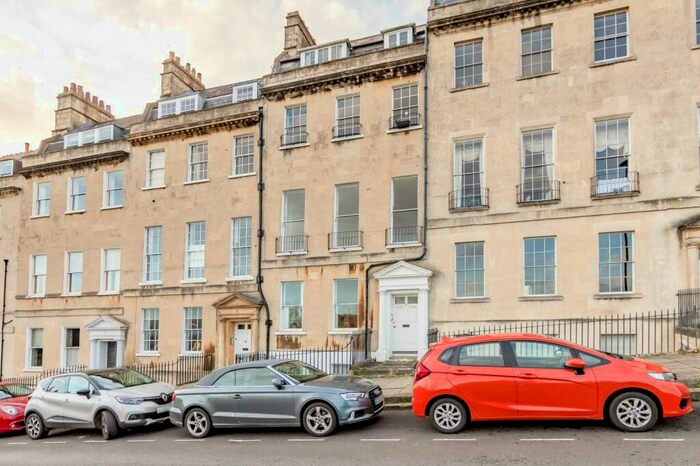 1 Bedroom Apartment To Rent In Camden Crescent, BA1