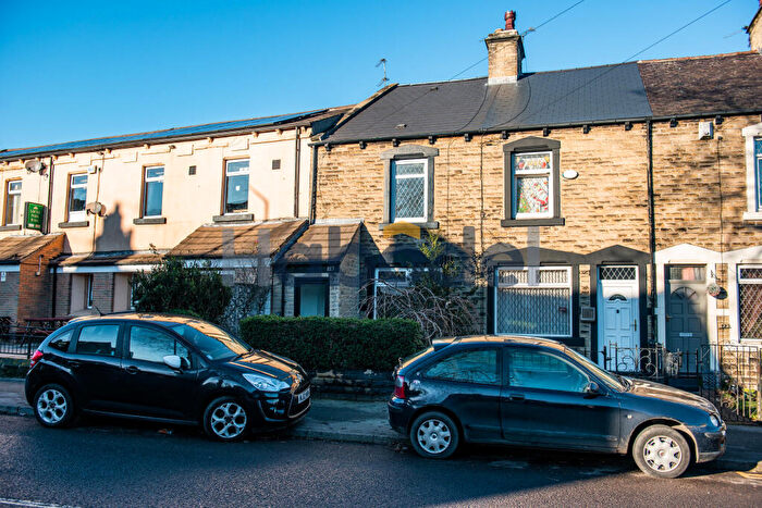 3 Bedroom Terraced House To Rent In Park Road, Kingston, Barnsley, S70