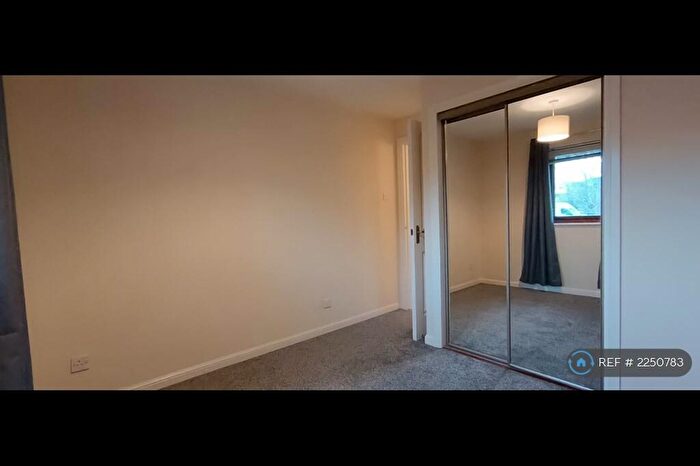2 Bedroom Flat To Rent In Church View, Coatbridge, ML5