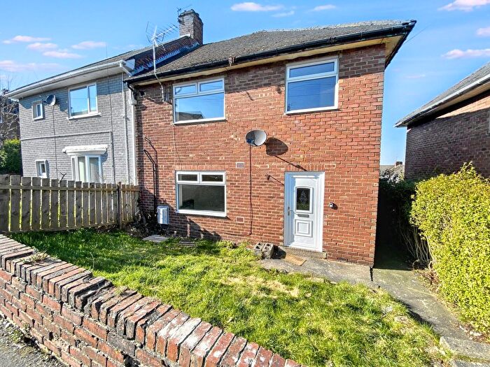 3 Bedroom Semi-Detached House For Sale In Cumberland Road, Consett, DH8