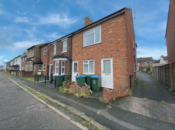 1 Bedroom Flat To Rent In Victoria Street, Aylesbury, HP20