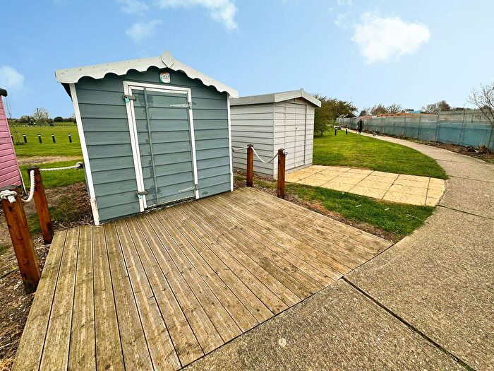 Chalet For Sale In Promenade Way, Brightlingsea, CO7