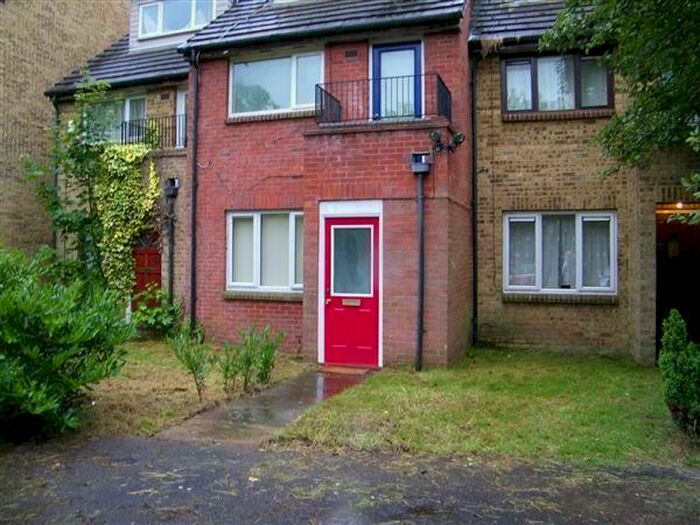 1 Bedroom Maisonette To Rent In Mead Avenue, Langley, SL3