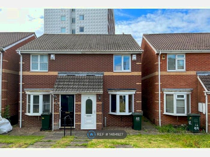 2 Bedroom Semi-Detached House To Rent In High Meadows, Newcastle Upon Tyne, NE3