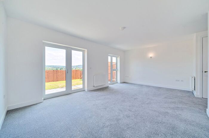 4 Bedroom Detached House To Rent In Ethel Carnie Road, Nelson, BB9