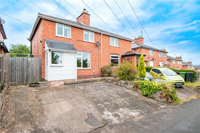 2 Bedroom Semi-Detached House For Sale In Quarry Lane, Bromsgrove, Worcestershire, B61