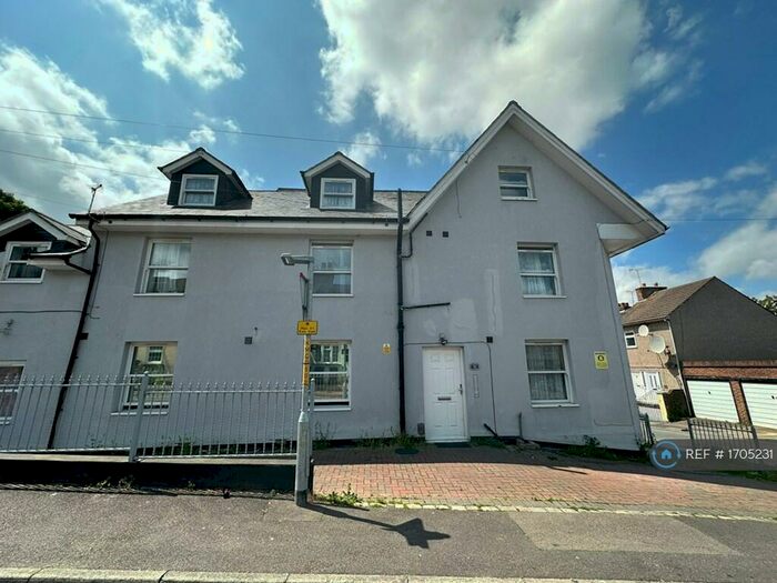 Studio To Rent In Melville Road, England, ME15