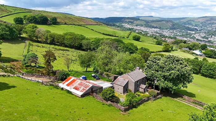 3 Bedroom Farm Land For Sale In Carncelyn & Penygraig Farm, Tonypandy, CF40