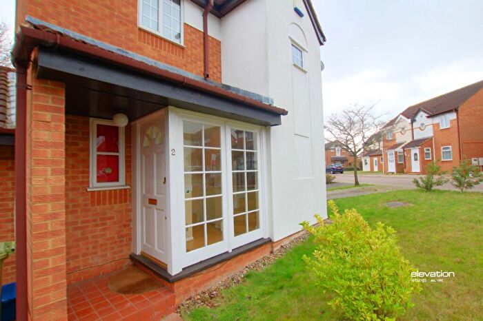 3 Bedroom Detached House To Rent In Higgs Court, Loughton, MK5