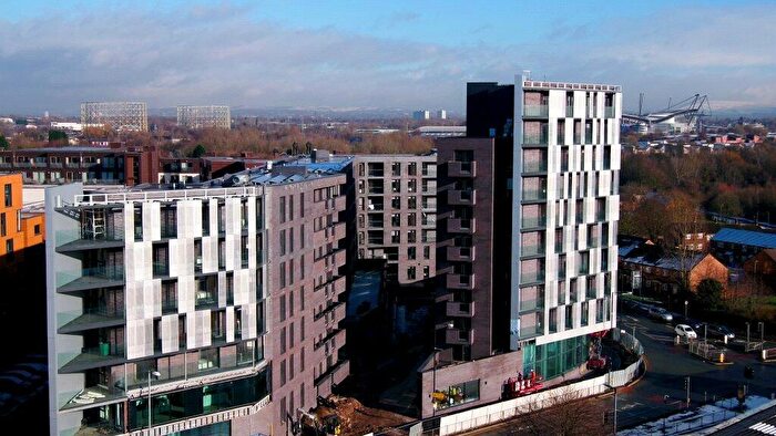 1 Bedroom Apartment To Rent In The Plaza, Advent Way, Manchester, M4