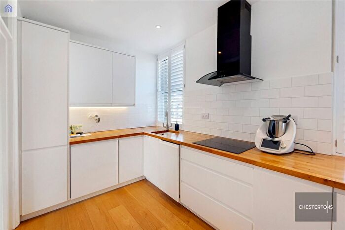 2 Bedroom Flat To Rent In Burlington Lane, Chiswick, W4