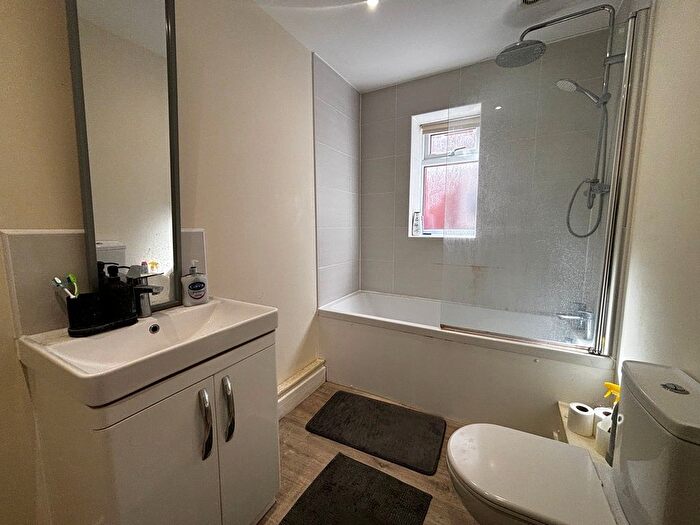3 Bedroom Semi-Detached House To Rent In Siddeley Close Cribbs Causeway, Bristol, BS10