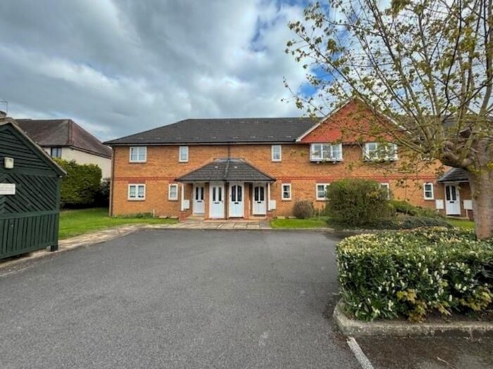 2 Bedroom Maisonette To Rent In Abingdon, Oxfordshire, OX14